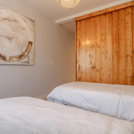 Old Con Vistas A La Ria * Bilbau