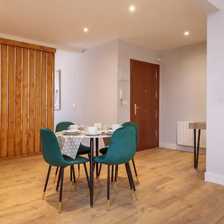 Old Con Vistas A La Ria Lejlighed *